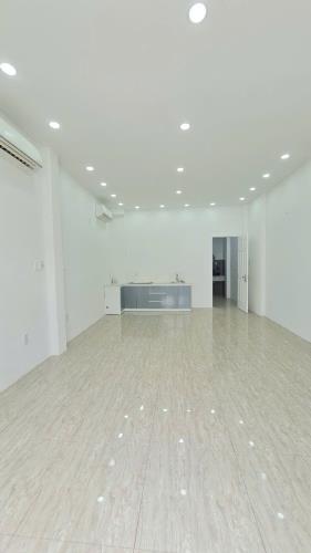 BÁN NHÀ ĐẸP 5 TẦNG MẶT TIỀN ĐƯỜNG PHAN ĐÌNH PHÙNG - GIÁ 8,8 TỶ - TP NHA TRANG
 Vị trí - 2