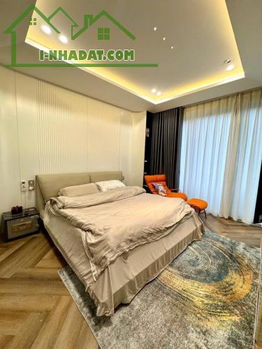 Siêu phẩm nhà đẹp nội thất cao cấp trung tâm ngõ Phố Ngọc Lâm DT 50m2 . Giá 17.6 tỷ - 2