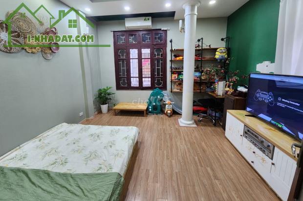 Cho thuê nhà 3 tầng Thụy Khuê đầy đủ nội thất. - 2