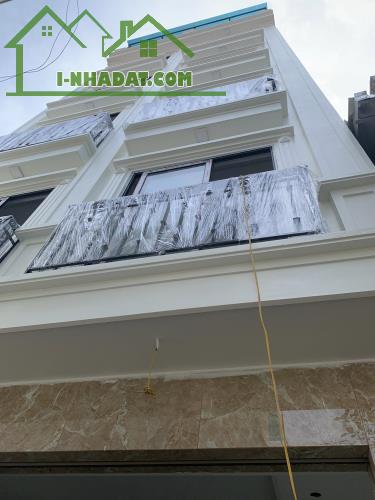 Bá,n Nhà Tân Lập - Đan Phượng, 45m2*6Tầng, Thang máy, ngõ nông, ôtô đỗ gần cách chợ 100m.