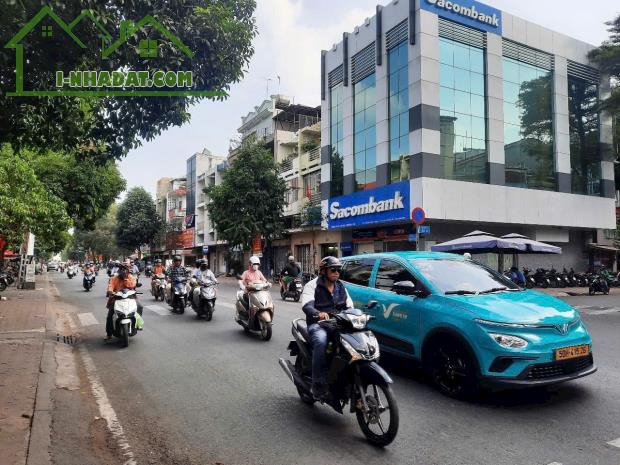 GÓC 3 MẶT TIỀN LÃNH BINH THĂNG, GẦN NHÀ THI ĐẤU LÃNH BINH THĂNG, QUẬN 11
