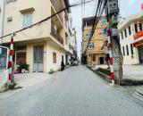 SIÊU PHẨM NHÀ ĐẸP Ô TÔ NGỦ TRONG NHÀ - Ô TÔ 07 CHỖ LÙI TẬN CỬA - PHÂN LÔ QUÁ TUYỆT - GIÁ
