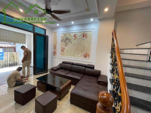 BÁN NHÀ RIÊNG 6,9 TỶ - NGÕ 49 THÚY LĨNH, LĨNH NAM, HOÀNG MAI - 45M² - 4PN - NỘI THẤT CAO - 3