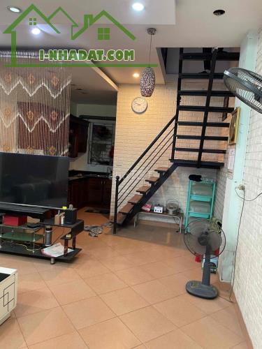 BÁN NHÀ RIÊNG 6,9 TỶ - NGÕ 49 THÚY LĨNH, LĨNH NAM, HOÀNG MAI - 45M² - 4PN - NỘI THẤT CAO