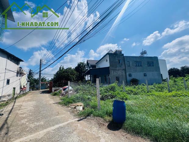 Bán đất phường Tân Triều (xã Tân Bình cũ) đường Bình Hòa sổ hồng 196m2 thổ cư giá 3.5 tỷ - 4