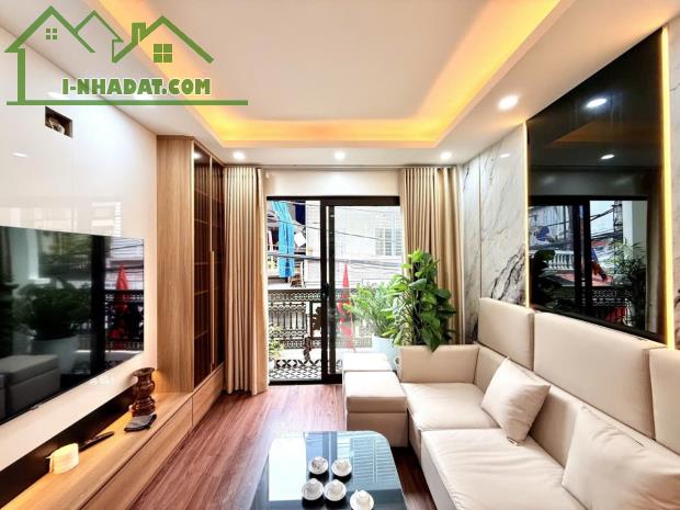 BÁN NHÀ NGUYỄN CHÍNH- HOÀNG MAI, 48 M2, 5 TẦNG, THANG MÁY, GIÁ 15,9 TỶ. - 4