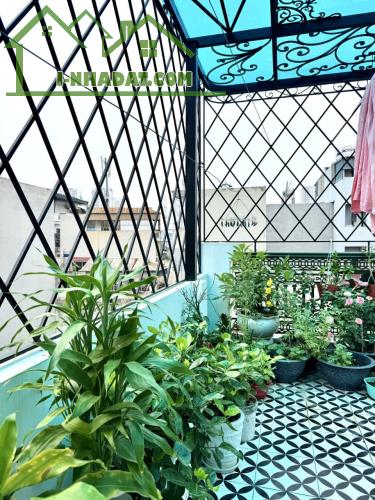 BÁN NHÀ NGUYỄN CHÍNH- HOÀNG MAI, 48 M2, 5 TẦNG, THANG MÁY, GIÁ 15,9 TỶ.