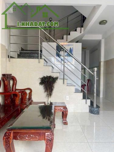 Nhà mới 4 tầng nở hậu đường Âu Dương Lân P3Q8. Giá 5,95 tỷ TL - 1