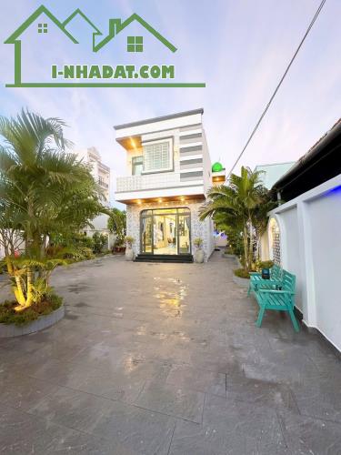 Bán nhà đường Phú Định, Q.8, DT 125m2, 2 tầng, 2PN, Sổ Đỏ, giá 5.7 tỷ.