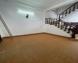 BÁN NHÀ PHÂN LÔ - KIM MÃ - NGÕ TRƯỚC NHÀ 3M  - 2 MẶT THOÁNG TRƯỚC SAU - GẦN NGAY MẶT PHỐ