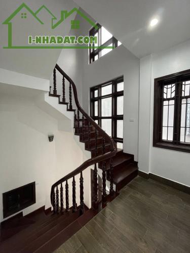 Chính chủ bán biệt thự lô góc khu nhà ở 18-4 Thanh Bình Mỗ Lao DT 165m2 x 3 tầng giá 31.9