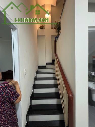BÁN NHÀ QUẬN 9, NHÀ 4TẦNG DT53M NGAY TRƯỜNG CĐ CÔNG THƯƠNG, CHỈ 6.9TỶ TL, HẺM XE HƠI - 1