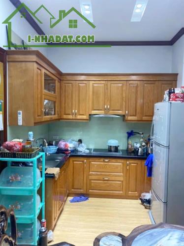 Bán nhà mặt phố Tây Sơn, 75m2, lô góc, 23 tỷ - 1