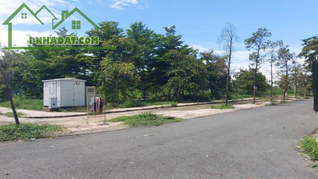 BÁN LÔ ĐẤT 200M2-GIÁ CHỈ 1 TỶ 450TR- KHU DÂN CƯ HẢI SƠN-TÂN ĐỨC-GỌI EM ĐỂ XEM ĐÁTA - 3