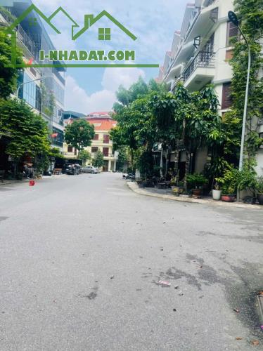 Chính chủ cần bán nhà Lô góc KĐT Nam La Khê, Đường Quang Trung, Phường Hà Đông, Hà Nội - 4
