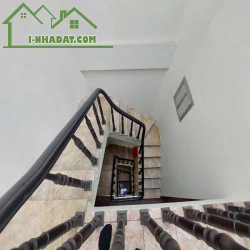Bán nhà Tân Xuân - Bắc Từ Liêm 4 tầng có ô chờ thang máy giá chỉ hơn 8 tỷ - 2