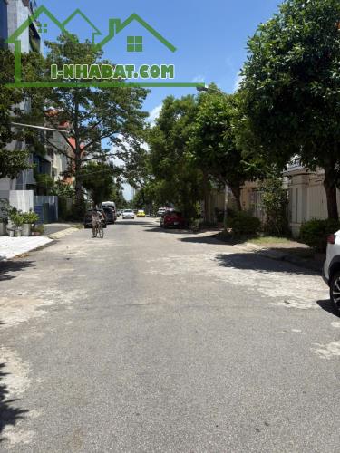 KH gửi bán lôđất Biệt Thự 425m² Lô 16D – Tuyến 2 Lê Hồng Phong, Hải Phòng - 1