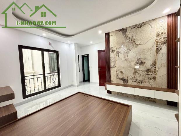 Nhà đẹp gần phố, sáng thoáng, tiện ích đủ đầy – nhỉnh 7,7 tỷ - 1