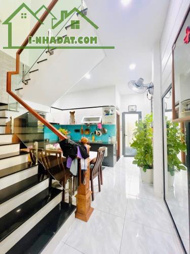 * Tân Phú, Nguyễn nhữ lãm. 4,2x14. 2 tầng, đường 10 m thông, 7.x tỏi. - 1