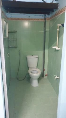 cho thuê nhà rộng hẻm 7 bờ kè nguyễn văn linh 75m2 giá 3.5tr lộ ô tô - 2