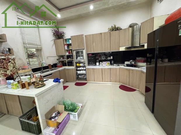 BÁN NHÀ KIM MÃ - DT 222M2 x 5T - MT 8M - 60 TỶ - CÁCH PHỐ 20 - 3 MẶT THOÁNG - KD NHỎ - 2