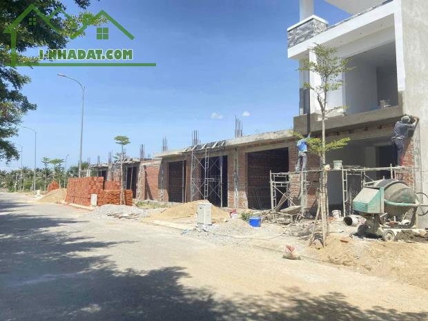 🏠 NHÀ NGAY TRUNG TÂM PHỐ BIỂN PHAN RANG –  MÀ GIÁ CHƯA TỚI 2 TỶ! 💥 - 4