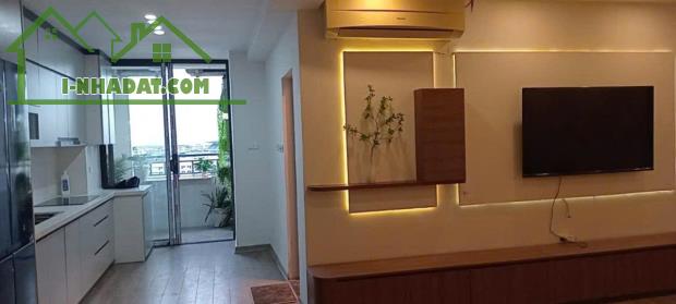 Bán căn hộ chung cư CT5, ĐN1 Mỹ Đình 2, 92m2, giá 6.65 tỷ có thương lượng.