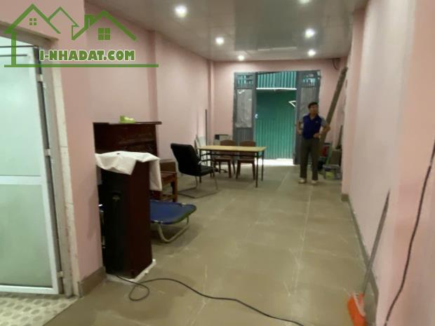 CHO THUÊ NHÀ ĐẸP - HÀ NỘI Vị trí: Nhà số 67, ngõ 161 Nguyễn Xiển, Thanh Xuân, Hà Nội - 2