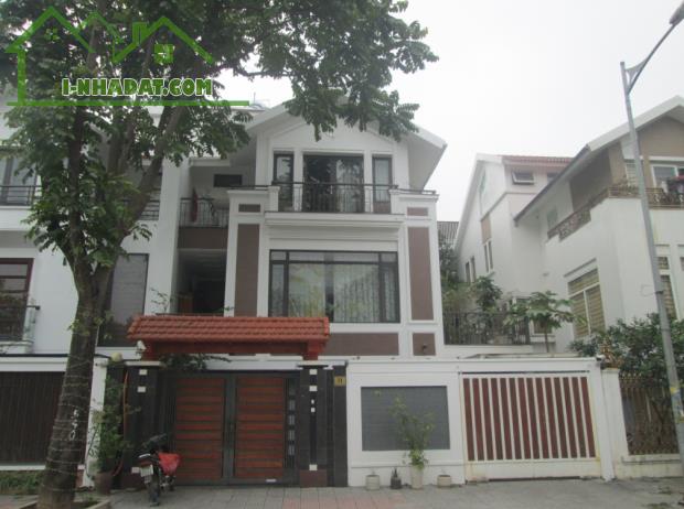 Tôi bán biệt thự KĐT Lideco view công viên gần Vinhomes wonder city 140m2 chỉ 18.x tỷ. 098