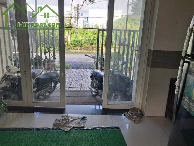 Nhà 7 triệu 3 phòng ngủ khu dân Cư Bình Nhựt