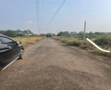 200m2 có 100m2 đất ở  mặt tiền đường nhựa dân đông cặp sát chợ chỉ 150 triệu