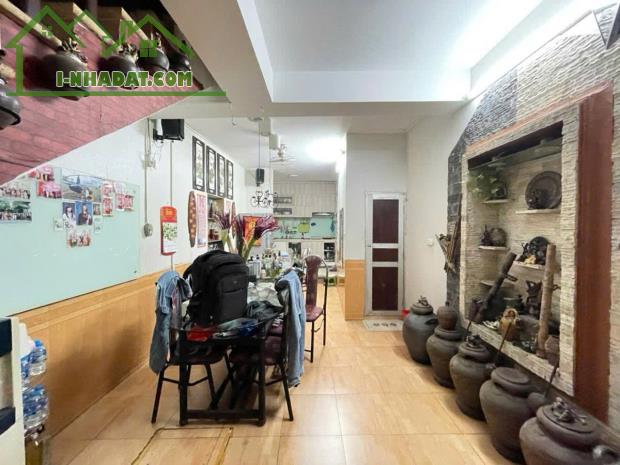Nhà Thái Thịnh – diện tích lớn 93 m2 – vị trí đẹp – gia 13,4 ty - 2
