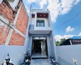 Bán Nhà Tặng Nội Thất, SHR, Sau chợ Hưng Long, BC