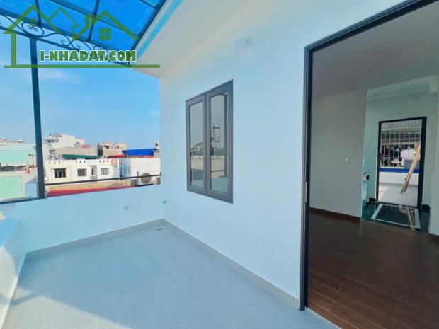 Bán nhà 4 tầng lô góc ô tô đỗ cửa phố Ngô Kim Húc - 5