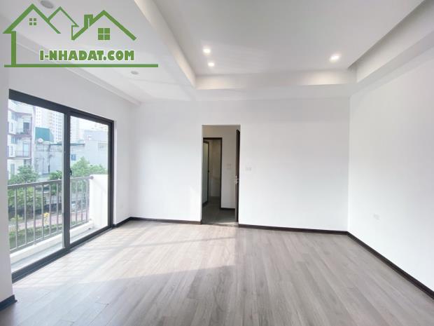 #HÀĐÔNG- LÔ GÓC 5 TẦNG- GẦN ÔTÔ- PHỐ- TRƯỜNG- CHỢ- VEIW HỒ SINH THÁI KIẾN HƯNG - 1
