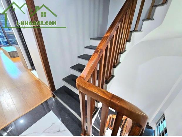 BÁN NHÀ NGÕ 205 XUÂN ĐỈNH- SÁT CÔNG VIÊN HOÀ BÌNH- Ô TÔ ĐẾN CỔNG- 5 TẦNG- 7.5 TỶ - 2