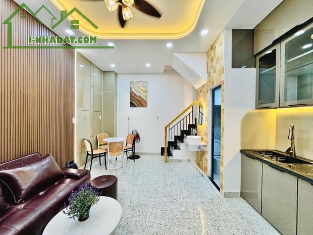 [GẤP] Nhà Đẹp 3PN – Trung Tâm Phú Nhuận – Full Nội Thất Cao Cấp – Giá Tốt Bất Ngờ! Nhỉnh 5 - 3