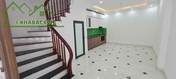 Bán nhà cạnh trường Mầm Non xã Đồng Tháp, Đan Phượng. 43m2 xây 4 tầng 4 phòng ngủ hiện đại - 2