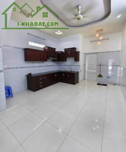 Cho thuê nhà mặt tiền trần hoàng na gần khu dân cư 91b giá dưới 20 triệu