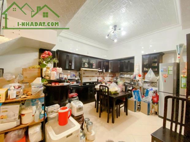 BÁN GẤP MT KD THIÊN PHƯỚC, P9 TÂN BÌNH – 61M² – 4 TẦNG – NỞ HẬU – SỔ HOÀN CÔNG – 17 TỶ - 1