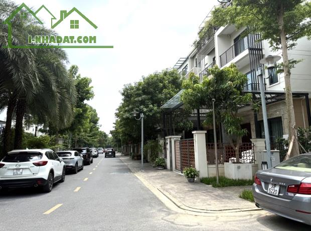 ĐỊNH DANH- VIP - BÁN BIỆT THỰ LIỀN KỀ STARLAKE - 132M2 - 4 TẦNG THANG MÁY - 6M MT - 105 TỶ - 1