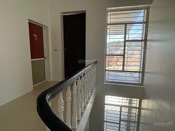 BÁN NHÀ 2 TẦNG 2 MẶT TIỀN TRUNG TÂM TP. LÀO CAI MỚI - 1