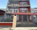 Bán nhà dĩ an 1 trệt 2 lầu 1 ban công, 5 TỶ hẻm oto,8pn 9wc