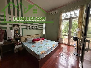 Bán nhanh Nhà 3 tầng - Mặt Tiền khủng 5,85m tại 42 phố SOI TIỀN - phường Cốc Lếu - Thành
