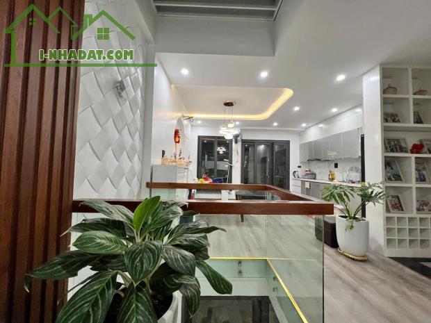 CHO THUÊ NHÀ 4 TẦNG FULL ĐỒ CAO CẤP NHƯ KHÁCH SẠN 5* – TRUNG TÂM ĐÔNG ANH - 2