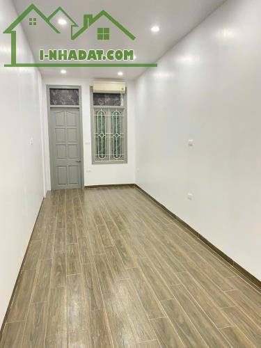 BÁN NR NGÕ 173 HOÀNG HOA THÁM, 5 TẦNG GIÁ 6.9 TỶ - 4