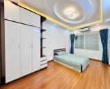 🎯 LÕI CẦU GIẤY - 7.4 TỶ - NHÀ MỚI 5 TẦNG KÍNH KONG - FULL NỘI THẤT TIỀN TỶ - VỀ Ở LUÔN