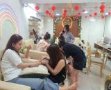 Em có việc gia đình không thể tiếp tục quản lý cần Sang nhượng spa nail tại mặt tiền Trần