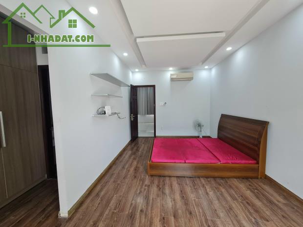 Cho thuê nhà Mega Village Khang Điền, 3 phòng ngủ, 75m2, 3 tầng, full nội thất, giá thuê - 2