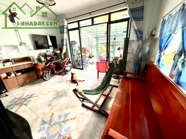 Bán nhà giáp Hồ Học Lãm 5x12m công nhận đủ nhỉnh 4 tỷ - 1